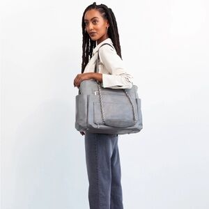 Beis The Diaper Bag in Grey